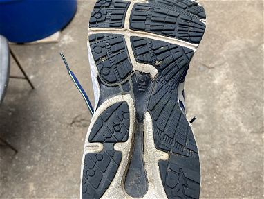 Zapatillas de corer (footing).Tamaño 43 - Img 65118829