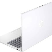 Laptop HP 15 Fd0123dx 15.6" i3 8/256GB. Recogida en Aldabó o servicio de mensajería - Img 56026961