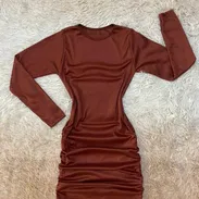Vestidos y más productos - Img 56130727