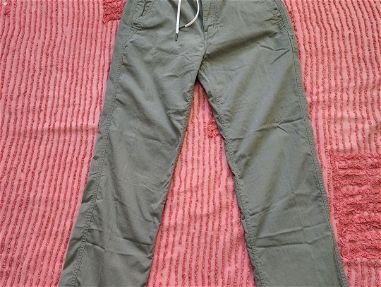 Se venden dos pantalones de hombre buena tela - Img main-image-45674734
