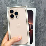 Vendo iPhone 16 pro también cambiamos por menor y vuelto - Img 55844904