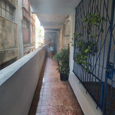 Venta de APARTAMENTO en el VEDADO. #242 - 2/9