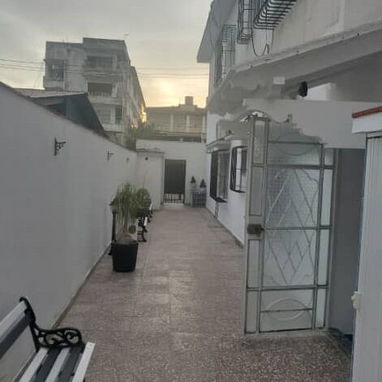 📱 Renta de Casa con Piscina y 2 Habitaciones en el Vedado - Img 115991069