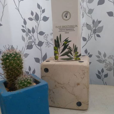 **Aceite de oliva Anti-estrías. EELHOE** - 2/3
