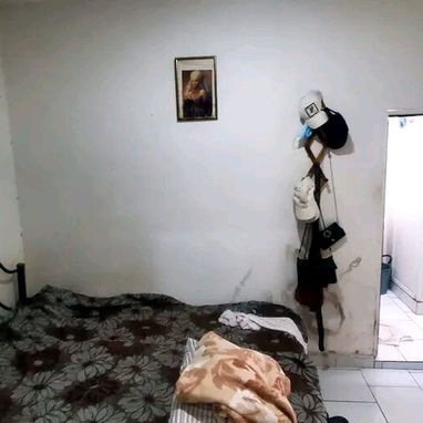 12500 usd vendo apartamento en el vedado es interior más q céntrico ubicado en 23 y G es en bajos de 1/4 con vestidor (q - 4/8