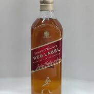 Whisky Johnnie Walker etiqueta roja y J&B Rare - Img 45433595