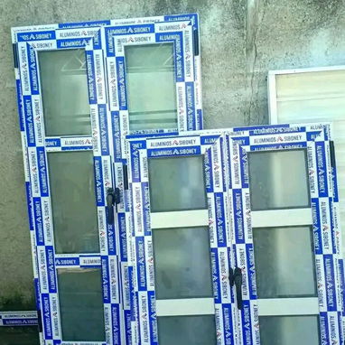 Capiteria de aluminio - 2/4