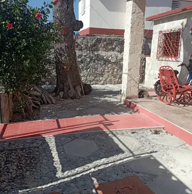 SE RENTA APTO INDEPENDIENTE (two rooms) A DOS CUADRAS DE LA PLAYA DE GUANABO. 58858577. SIN PISCINA - Img 98983962