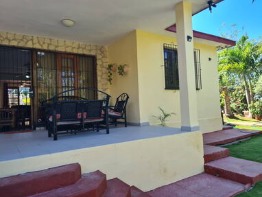 Preciosa casa con piscina en Guanabo.  Llama AK 50740018 - Img 42749588