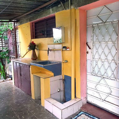 GG-116 TODO POR 35.000  – Apartamento de 3 habitaciones y garaje en Santa Catalina, Cerro + Moskvich 2140 - Img 121204375