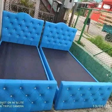 Camas capitoniadas de niños y niñas - Img 121323220