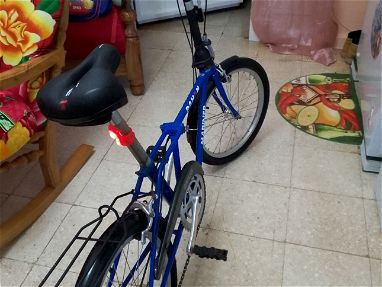 Bicicleta 20 con cambios chimano en 180 USD - Img 69050954