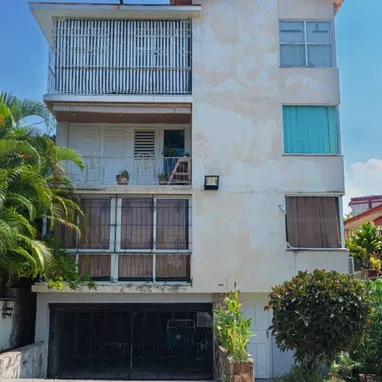 Apartment for Rent in Nuevo Vedado, Havana | 3 Bedrooms | Fully Furnished | Garage | Internet - Img 122558053