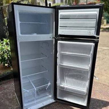 Refrigerador Royal 8.5cuft*  - Color: Gris en 380 usd - 3/5