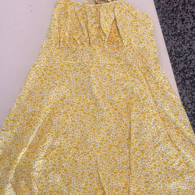 Rebajado!!! Sayas y vestidos de 2000 y de 3000 cup - Img 119378280