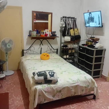 vendo apto de 3/4 en el rpto palatino cerro primer piso frente a la ciudad deportiva - Img 113301374