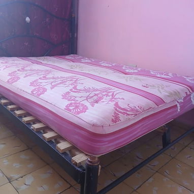 Cama camera de tubo y colchón de muelle - 4/6