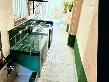 Se renta (lineal) apartamento cómodo y céntrico en el Vedado, La Habana - Img 66160216