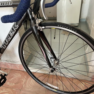 Bicicleta de ruta Trek - Img 128137448