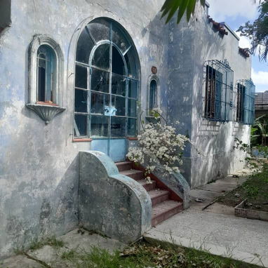 Ref # 15.Espectacular mansión de 6 cuartos y 850 metros a la venta con piscina !!! No lo deje pasar e invierta!!! - Img 118261984