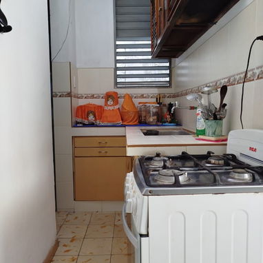 VENTA DE APARTAMENTO EN LA HABANA VIEJA - Img 120750255