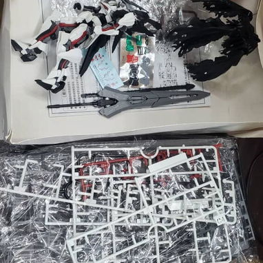Figura de coleccion de Gundam - 5/6