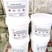 Pintura impermeable , pegamento acetato y más todo de importación - Img 58139012