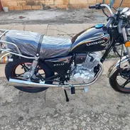 MOTO DE COMBUSTIÓN MARCA UNSION $1700 _Factura de MIPYME ⚠️ ✅4 tiempo - 175cc - 0km ✅Kit Unsion ✅Cuadro criollo - Img 55831885