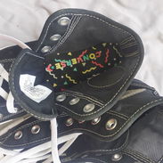 Vendo converse originales son traidos de estados unidos son de uso son un 37-38 mi # 53303311 - Img 55792070