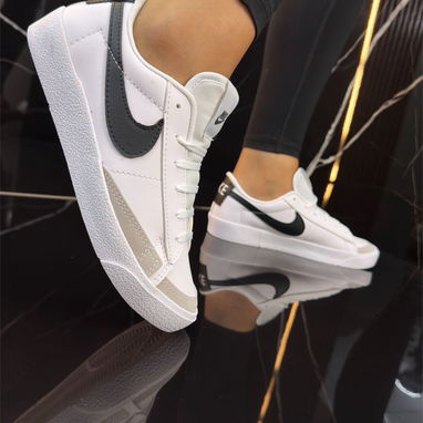 Tenis Blazer 32usd o al cambio Marianao Mensajería disponible 53097099 - Img 119934217