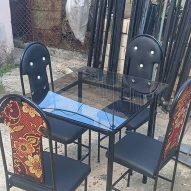 Juegos de comedor Tapizados - 2/3