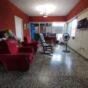 Apto en 20 de mayo , 3er piso - Img 58111345