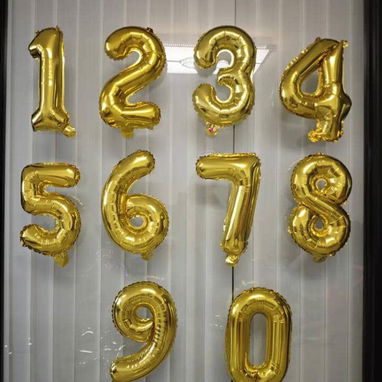 Velas de números decoradas a su gusto, globos metálicos de numeros, globos de latex - Img 114094831