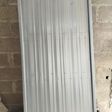 Buenas puertas garbanizadas con su yale de seguridad y sus llaves.,son super seguras y accesible en presupuesto con mens - Img 123660742