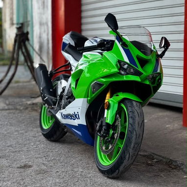 SE VENDE!!! Kawasaki ninja ZX6R| 2024| - 3/6