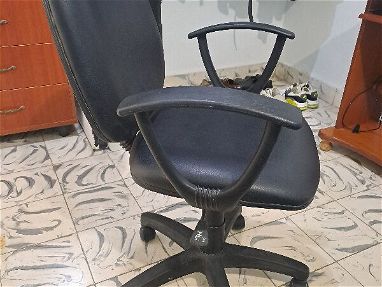 Vendo silla de PC - Img 68340041