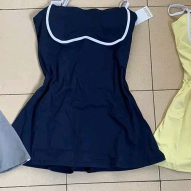 Vestido deportivo original - Img 124604597