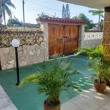 🪼 Renta en Guanabo or dias|Casa en la playa| Casa con piscina cerca de la playa en Guanabo - Img 114926430