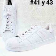 Tenis zapatos blancos - Img 45548620