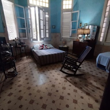 Excelente propiedad en Santo Suárez - 9/10