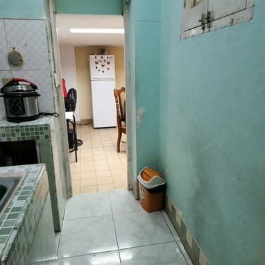En venta apartamento en Centro Habana por el parque de la Fraternidad - 6/9