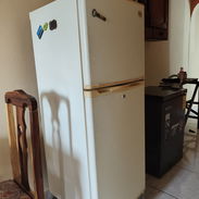 Vendo refrigerador LG de uso pero máquina original sellada, funciona perfecto, - Img 55854961