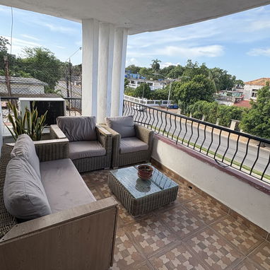 Alquiler de Apartamento en Miramar, Playa, Calle 84. Ubicado cerca del Centro de Negocios, ideal para estudiantes. - 9/10