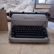 Maquina de escribir Remington - Img 45631086