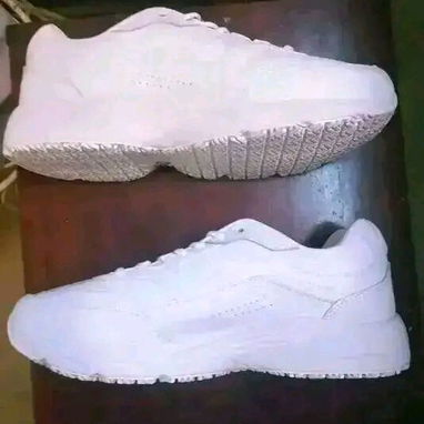 Tenis blancos marca Fila para hombre #45 - 2/2