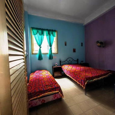 Renta de Apartamento Capitalista En Aramburo y Jovellar,Cerca del Coopelita,Radio Progreso..,1er Piso,2/4,Calentador,220 - 3/8