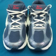 SE VENDE TENNIS (ZAPATILLAS) NIKE ORIGINALES NUEVAS #42 (26.5cm) - Img 58124516
