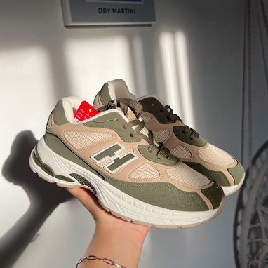 Tenis deportivos - 2/5