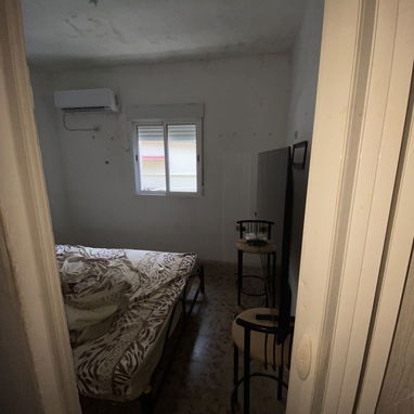Vendo mi casa en el centro del Vedado - Img 121840590