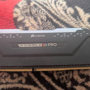 Memoria RAM RBG Corsarir Vengeance Pro 8Gb DDR4 3200mhz (1x8Gb) - Img 124969868